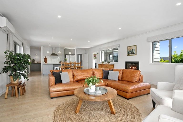 Photo of property in 18 Mike Smith Drive, Cambridge, 3434