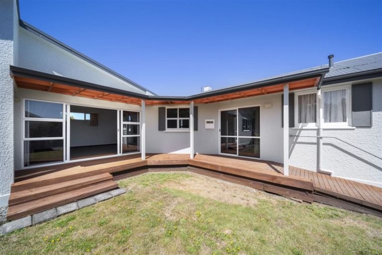 Photo of property in 48 Burns Street, Hawera, 4610