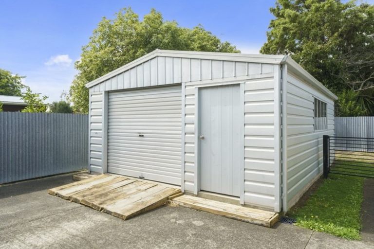Photo of property in 49a John F Kennedy Drive, Milson, Palmerston North, 4414