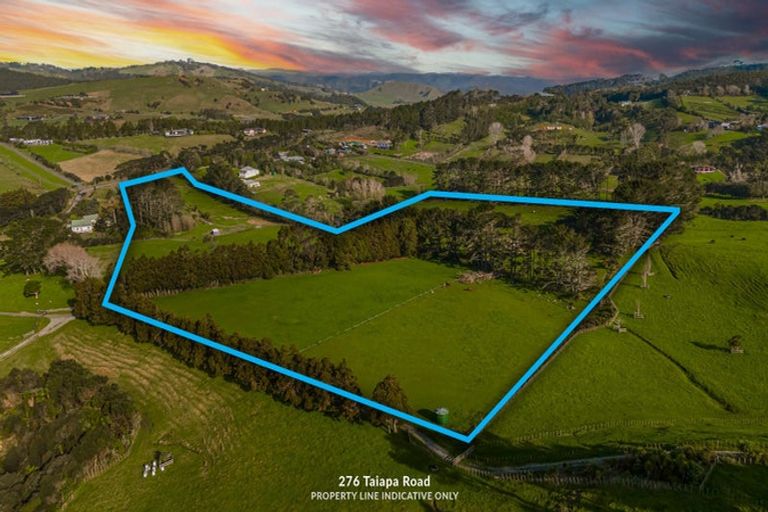 Photo of property in 276 Taiapa Road, Muriwai, 0881