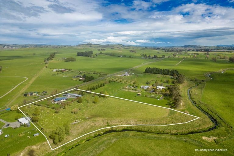 Photo of property in 425 Te Kura Road, Otane, 4277