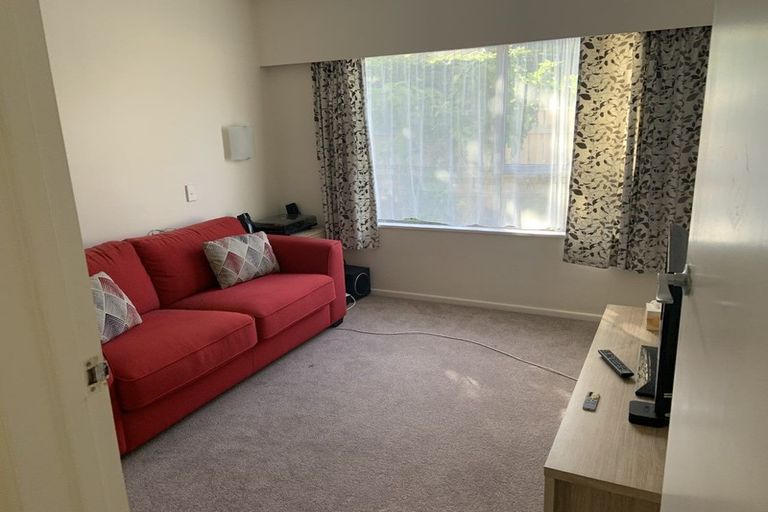 Photo of property in 10 Halswater Drive, Churton Park, Wellington, 6037