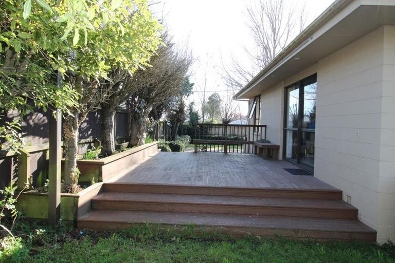 Photo of property in 45 Woodbury Street, Russley, Christchurch, 8042