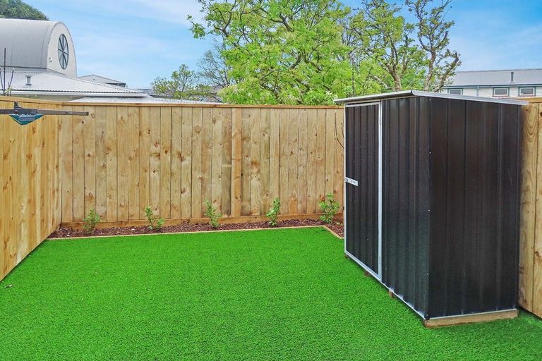 Photo of property in 4/29 Waiwhetu Road, Waiwhetu, Lower Hutt, 5010