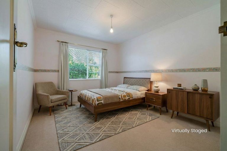 Photo of property in 17 Earl Place, Hokowhitu, Palmerston North, 4410