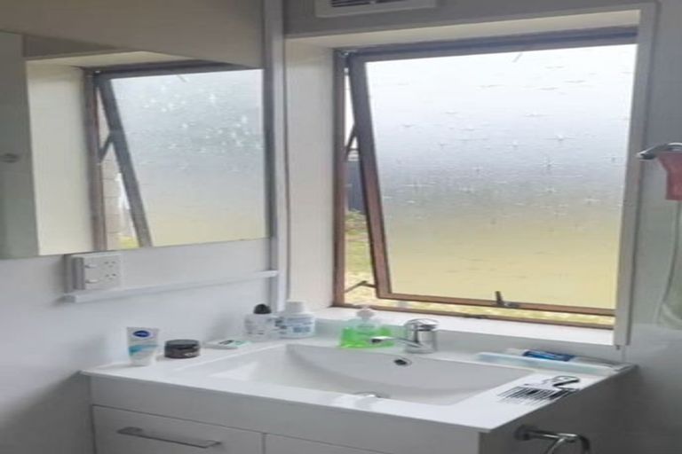 Photo of property in 1/382 Main Road North, Bay View, Napier, 4104