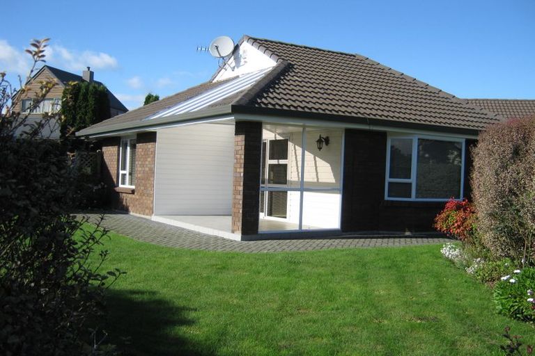Photo of property in 4 Balcairn Place, Terrace End, Palmerston North, 4410