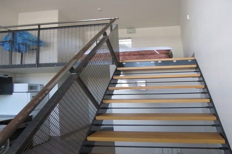 Photo of property in Urbane Apartments, 47/29 Webb Street, Mount Cook, Wellington, 6011