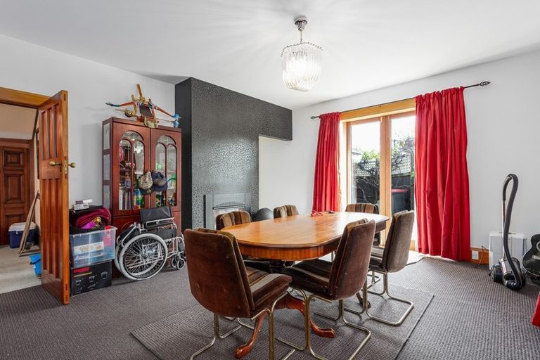 Photo of property in 23 Straven Road, Riccarton, Christchurch, 8011