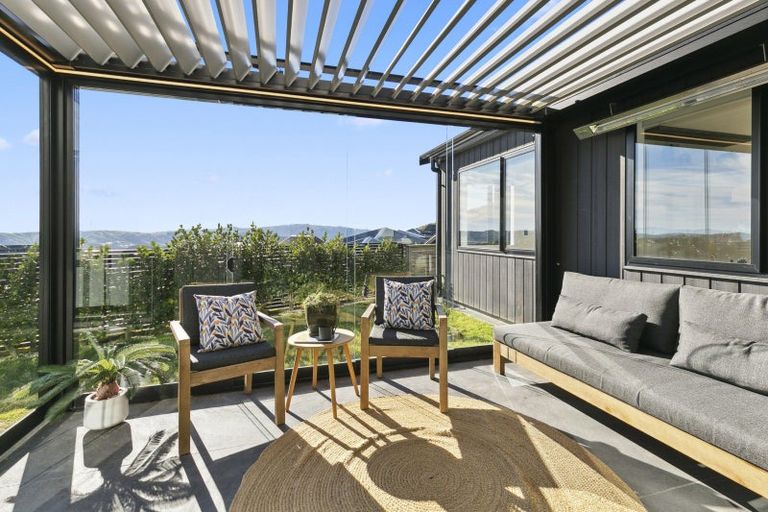 Photo of property in 81 Cedarwood Street, Woodridge, Wellington, 6037