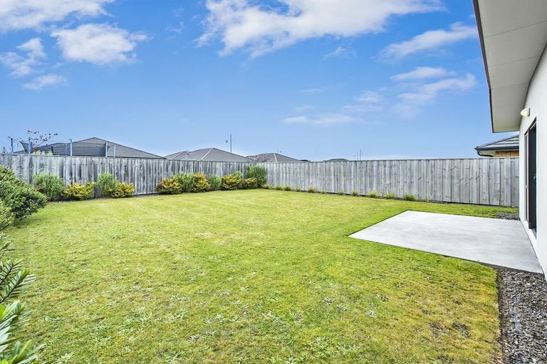 Photo of property in 27 Pakohe Street, Pegasus, 7612