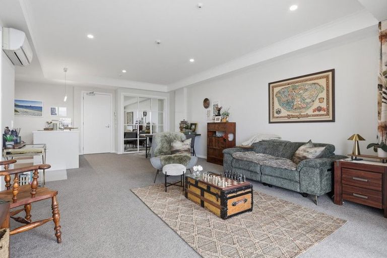 Photo of property in 101 Panorama Heights, Orewa, 0931