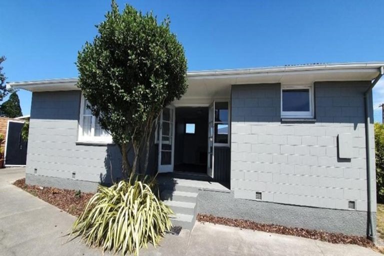 Photo of property in 1/128 Foremans Road, Islington, Christchurch, 8042