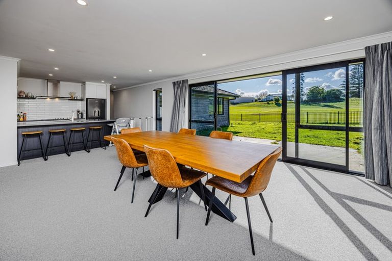 Photo of property in 57 Murray Ward Drive, Te Kauwhata, 3710