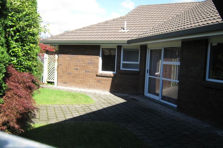 Photo of property in 4 Balcairn Place, Terrace End, Palmerston North, 4410