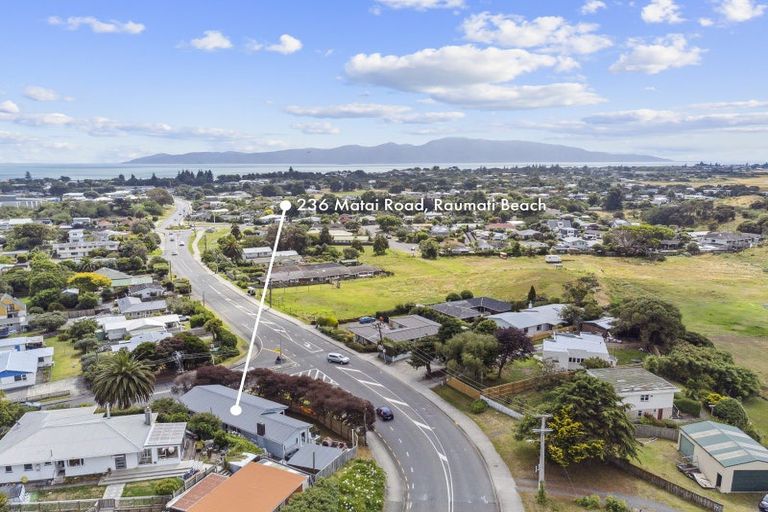 Photo of property in 236 Matai Road, Raumati Beach, Paraparaumu, 5032