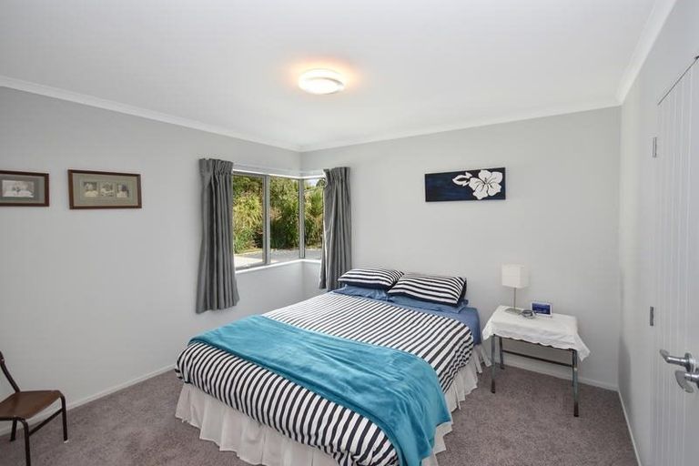 Photo of property in 52 Douglas Street, Allanton, Mosgiel, 9092