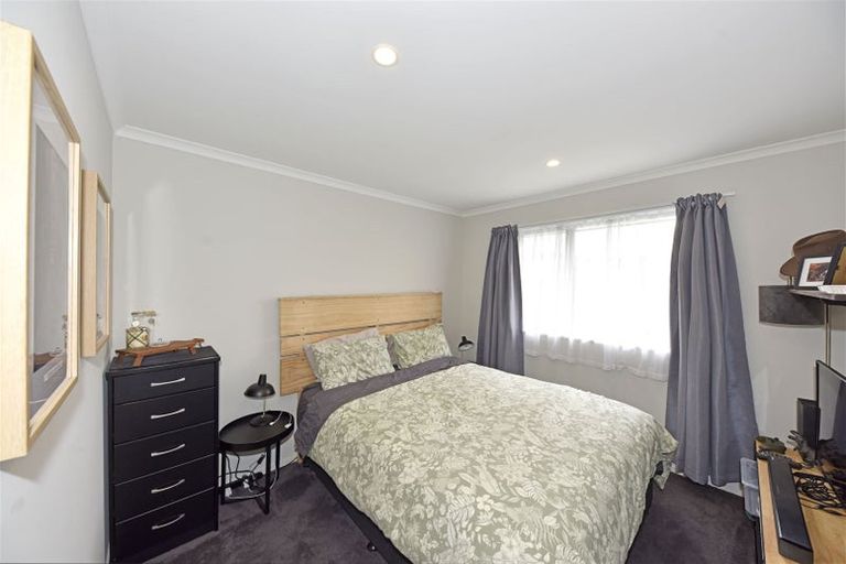Photo of property in 2 Tara Crescent, Woodend, 7610