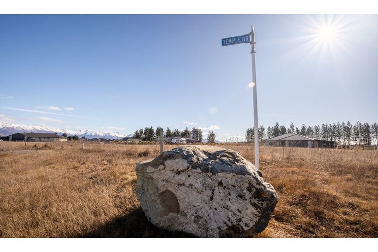 Photo of property in 13 Temple Drive, Twizel, 7901