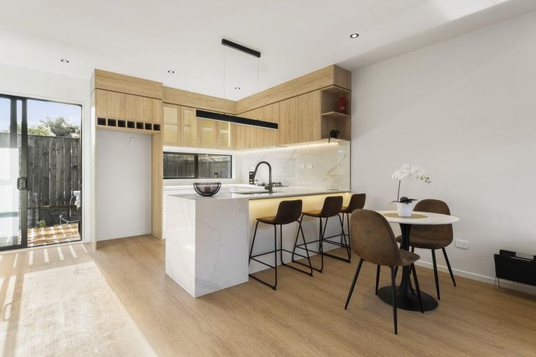 Photo of property in 125 Ridge Road, Howick, Auckland, 2014