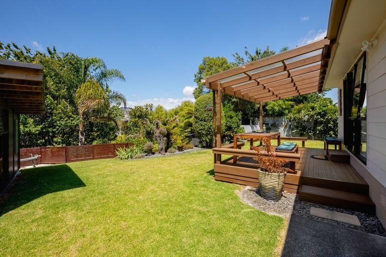 Photo of property in 115b Forrester Drive, Welcome Bay, Tauranga, 3112