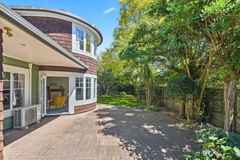 Photo of property in 11 Nielsen Gardens, Rototuna, Hamilton, 3210