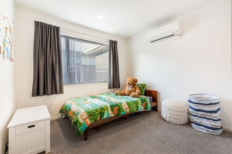 Photo of property in 15 Moemoea Avenue, Kumeu, 0810