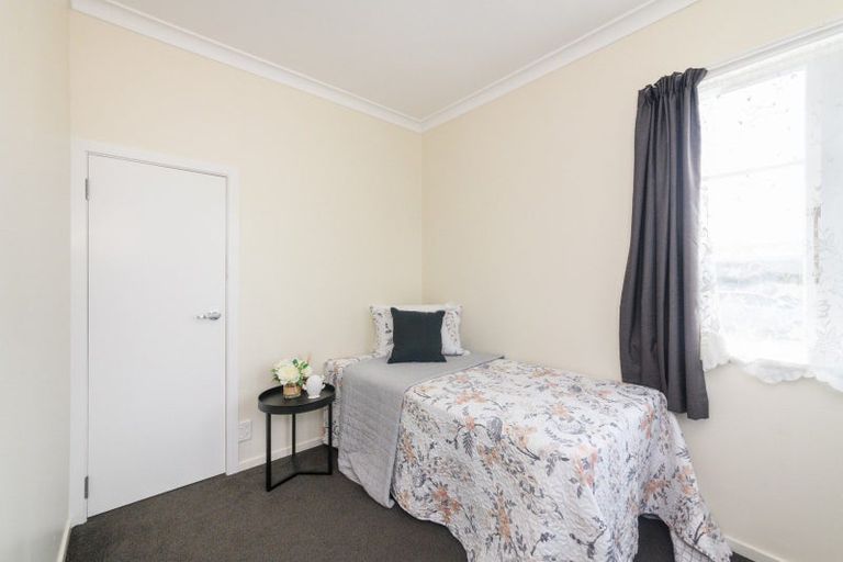 Photo of property in 175 College Street, Awapuni, Palmerston North, 4412