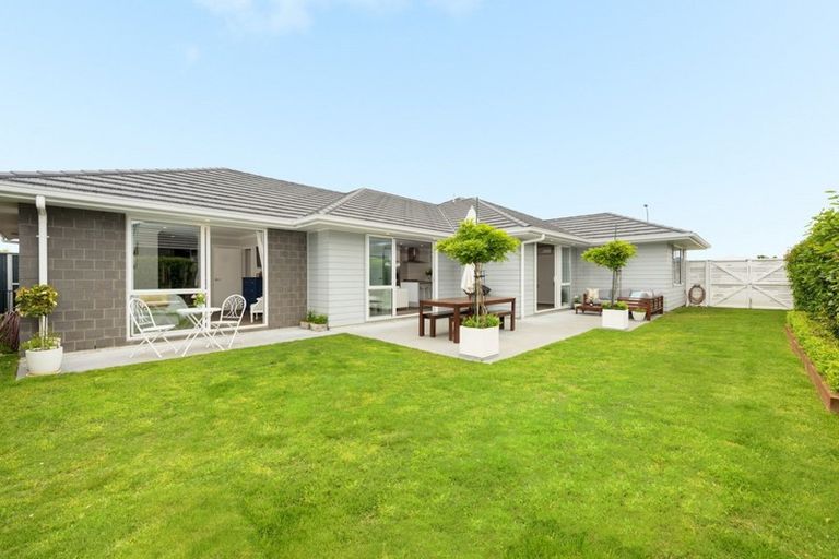 Photo of property in 155 The Boulevard, Papamoa Beach, Papamoa, 3118