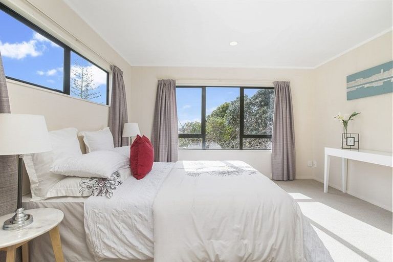 Photo of property in 36a Greenhill Crescent, Pakuranga, Auckland, 2010