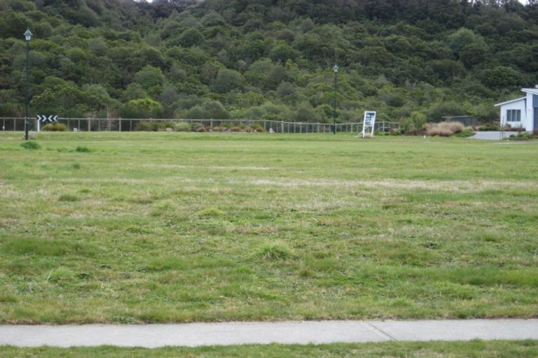 Photo of property in 168 Lisland Drive, Kinloch, Taupo, 3377