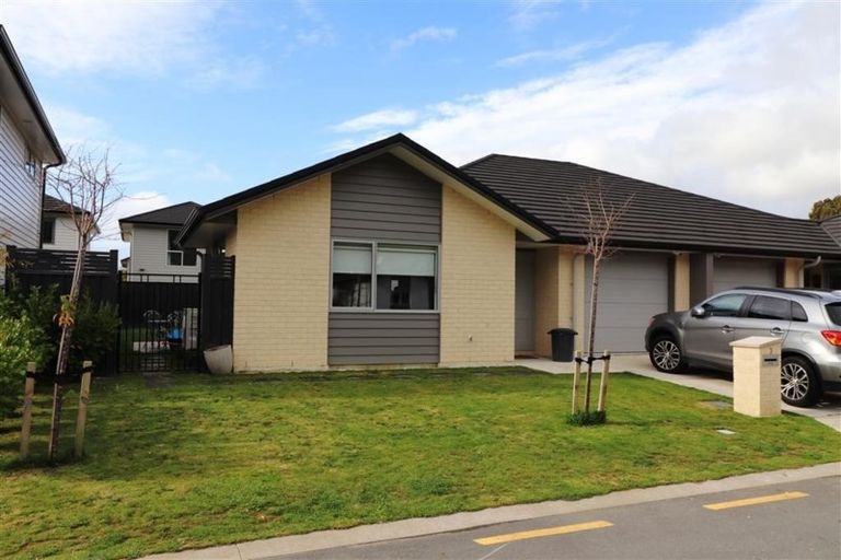 Photo of property in 3 Somerby Mews, Silverstream, Upper Hutt, 5019