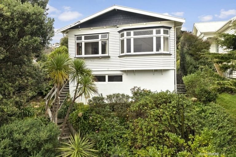 Photo of property in 100 Darlington Road, Miramar, Wellington, 6022