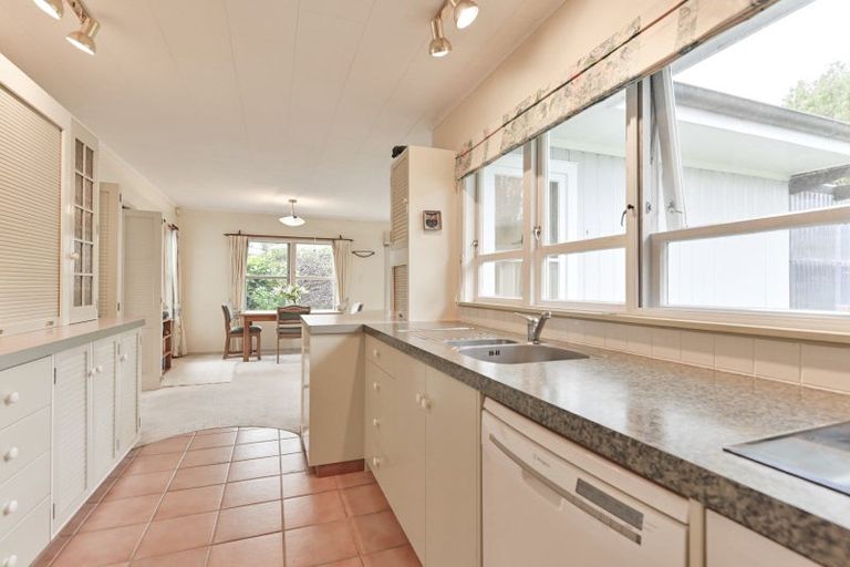 Photo of property in 6 Carl Avenue, Havelock North, 4130