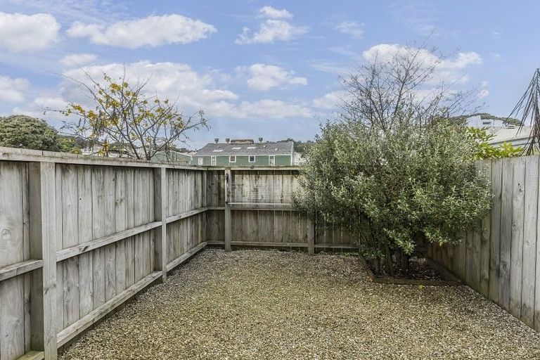 Photo of property in 17/31 Princess Terrace, Newtown, Wellington, 6021