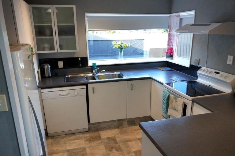 Photo of property in 20 Dalwood Grove, Highbury, Palmerston North, 4412