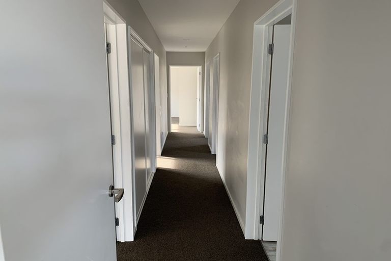 Photo of property in 17 Broadway Parade, Rolleston, 7615