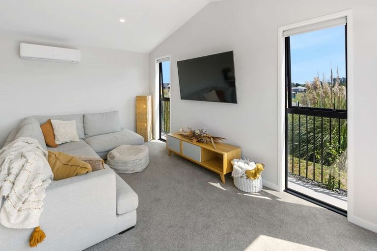 Photo of property in 27 Tangaroa Place, Poike, Tauranga, 3112