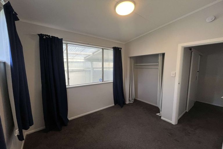 Photo of property in 2/71 Hikurangi Street, Trentham, Upper Hutt, 5018