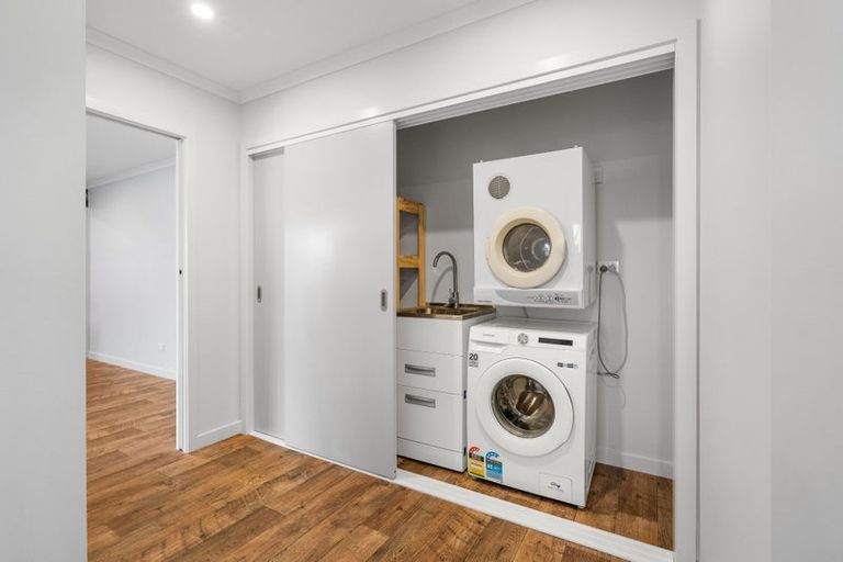 Photo of property in 12 Rimu Street, Levin, 5510