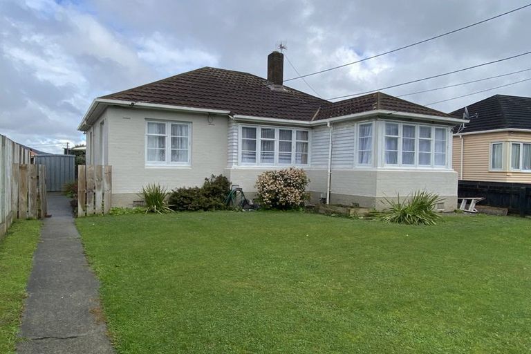 Photo of property in 25 Gadsby Street, Avalon, Lower Hutt, 5011