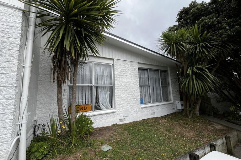 Photo of property in 2a Robson Street, Stokes Valley, Lower Hutt, 5019