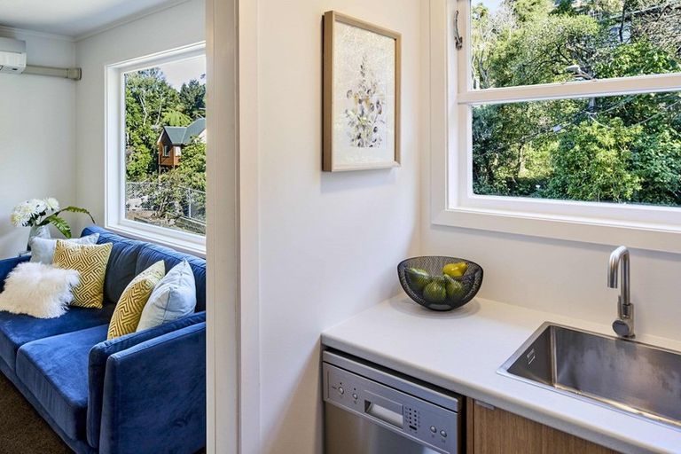 Photo of property in 1/24 Crieff Street, Northland, Wellington, 6012