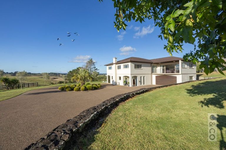 Photo of property in 285 Annandale Road, Taupaki, Henderson, 0782