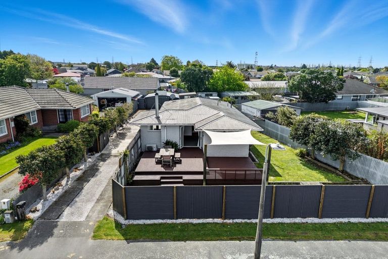 Photo of property in 6 Roswell Place, Islington, Christchurch, 8042