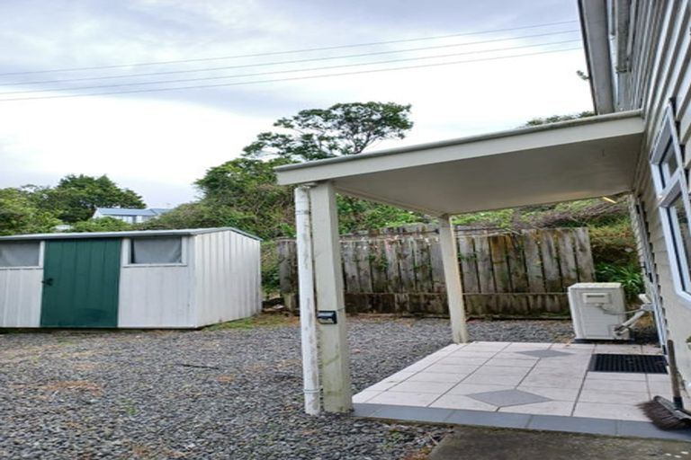 Photo of property in 1 Corlett Street, Johnsonville, Wellington, 6037