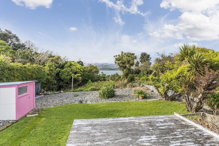 Photo of property in 43 Waiuta Street, Titahi Bay, Porirua, 5022