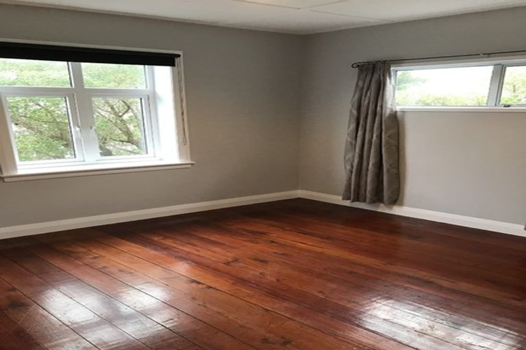 Photo of property in 49 Clyde Street, Island Bay, Wellington, 6023