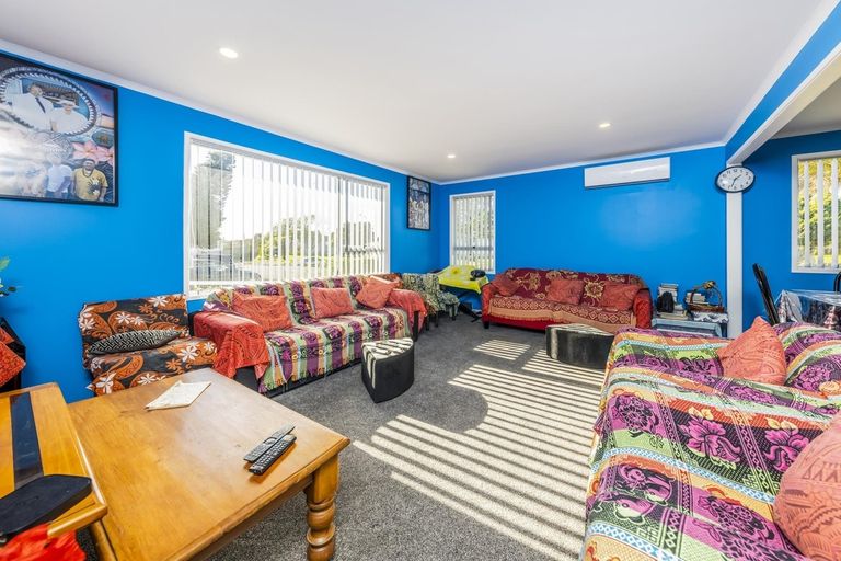 Photo of property in 27 Arbor Close, Manurewa, Auckland, 2102