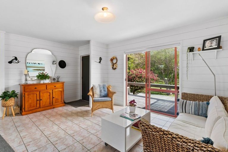 Photo of property in 14 Moir Point Road, Mangawhai Heads, Mangawhai, 0505